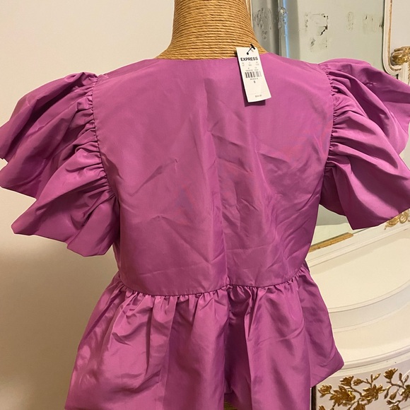 Express top size Medium NWT - Picture 4 of 5